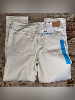 NWT! Seven7 High Rise Slim Straight Jeans